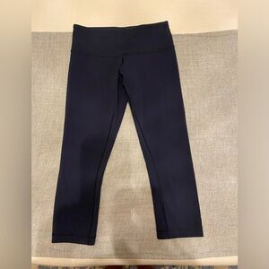 Lululemon Navy Blue Capri Leggings